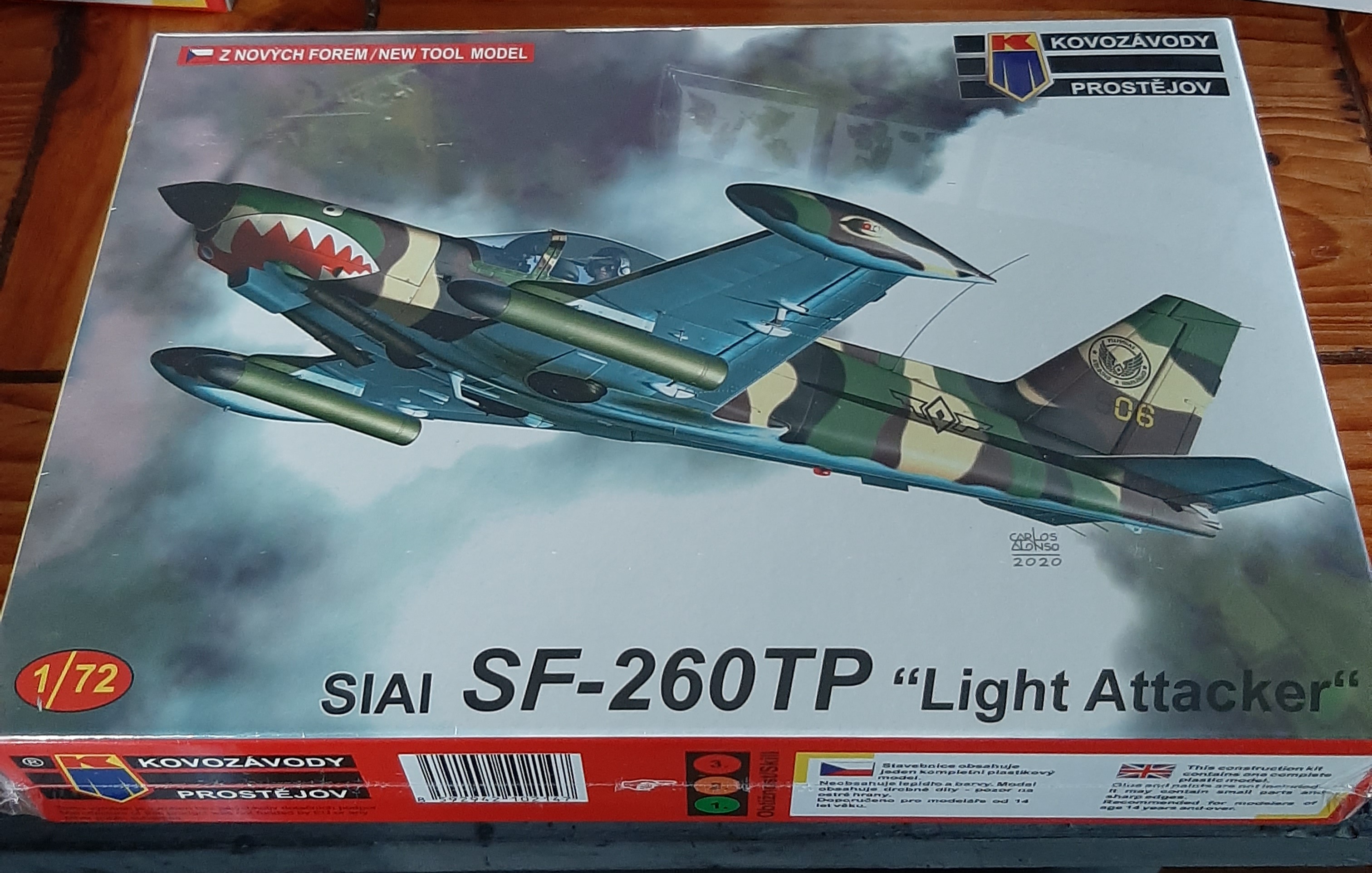 1/72 Siai Marchetti SF-260TP Light Attack