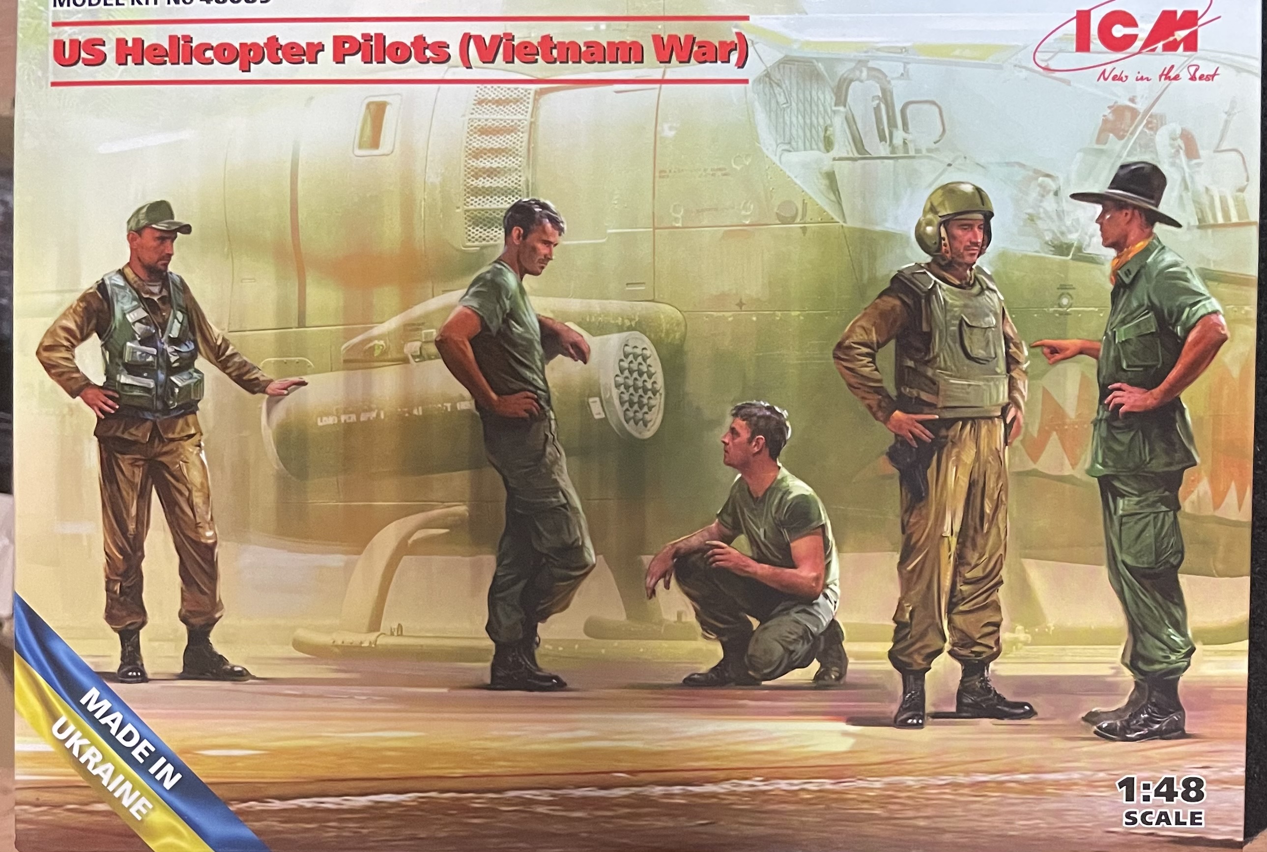 1/48 US Helicopter pilots